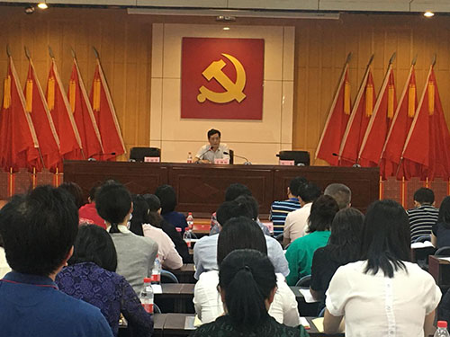 海利集團(tuán),長沙殺蟲劑,長沙光氣衍生物,長沙氨基酸保護(hù)劑,長沙鋰離子電池材料 海利集團(tuán),長沙殺蟲劑,長沙光氣衍生物,長沙氨基酸保護(hù)劑,長沙鋰離子電池材料