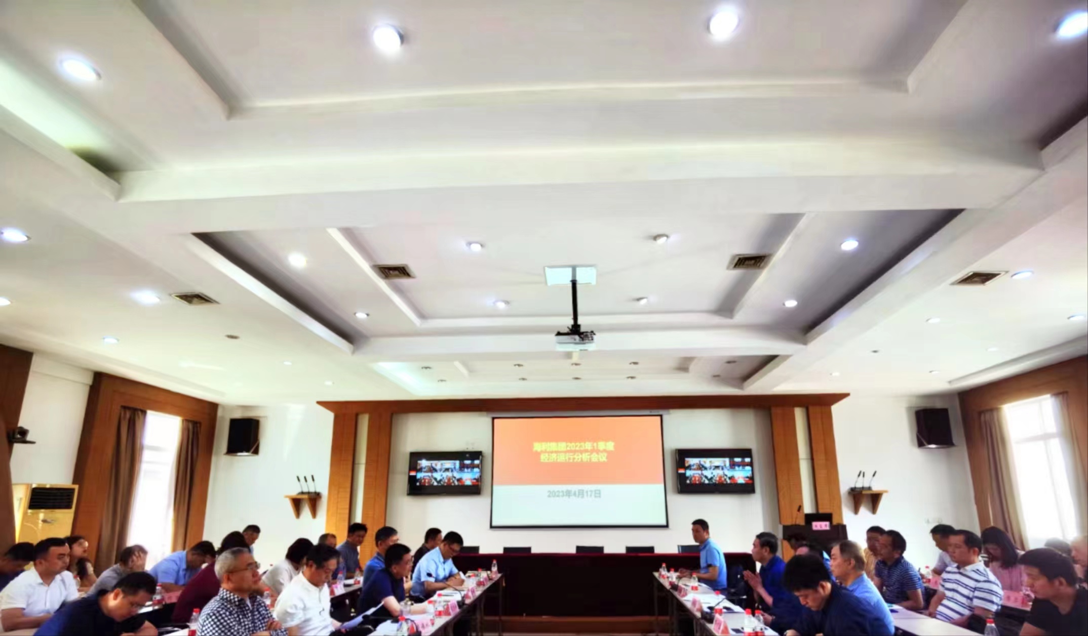 海利集團(tuán),長沙殺蟲劑,長沙光氣衍生物,長沙氨基酸保護(hù)劑,長沙鋰離子電池材料 海利集團(tuán),長沙殺蟲劑,長沙光氣衍生物,長沙氨基酸保護(hù)劑,長沙鋰離子電池材料